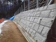 重力式擁壁(安曇野有明)